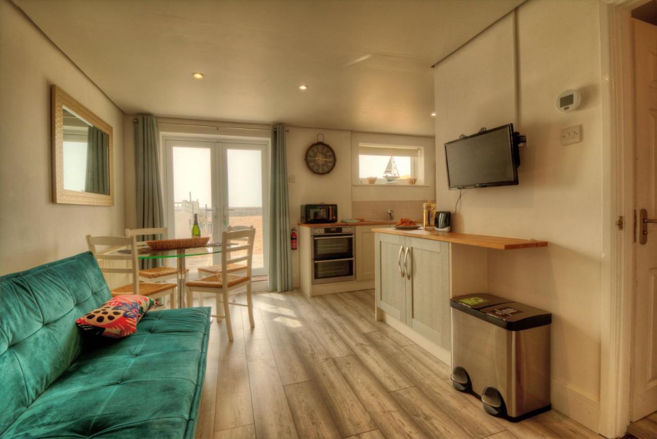 Pass The Keys Shore To Please - Sea Views And Front Modern 1bed Apt With Sofabed Apartament *